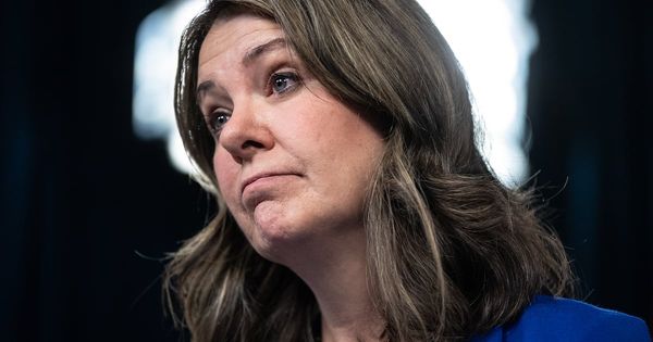Alberta Premier Smith punts suggestions she’s stoking separatism talk as First Nations Chiefs issue warning